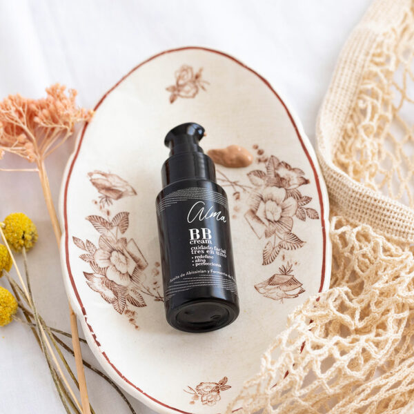BB CREAM